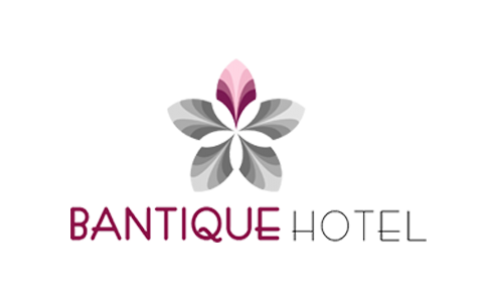 Công ty DanaWeb bàn giao website cho khách sạn Bantique Hotel